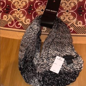 Steve Madden Black and White Scarf